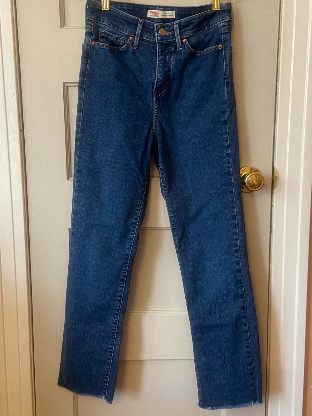 Signature by Levi Strauss High-Rise Straight Leg Jeans | Dark Wash | Size 2